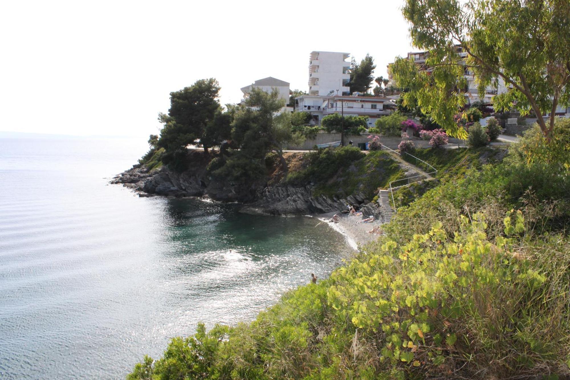 Akrotiri Hotel Neos Marmaras Buitenkant foto